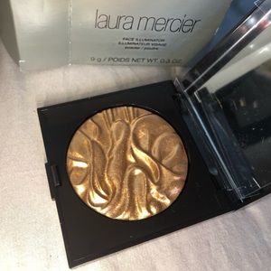 LAURA MERCIER Face Illuminator Powder